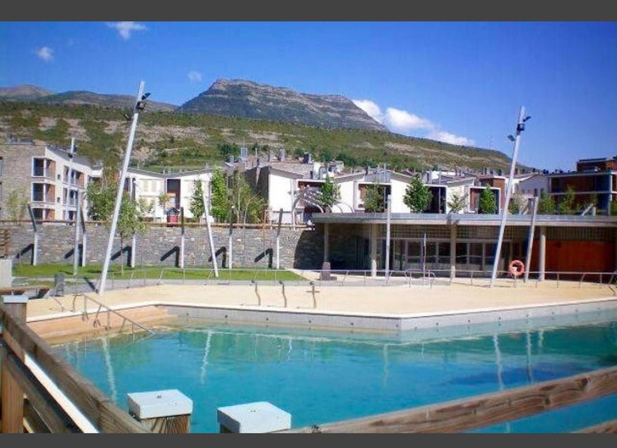 Coqueto Apto Con Vistas En Las Margas Golf N001 Sabiñánigo Exterior foto